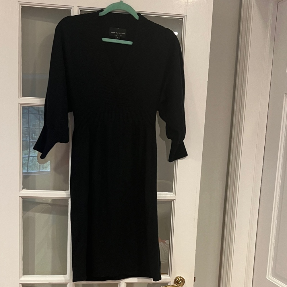Connected Apparel Elegant Black Long Sleeve Sweater Dress